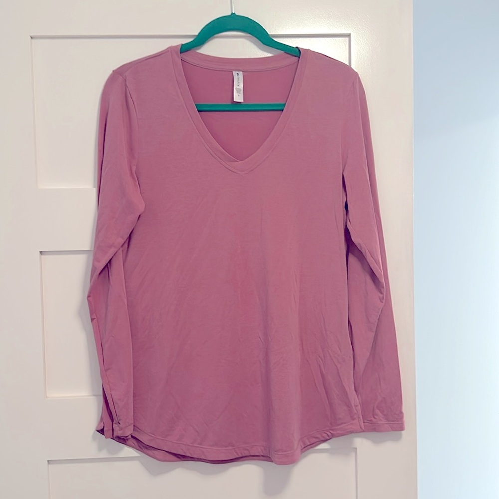 Athleta Essential V Neck long sleeve top, rose pink color, size medium